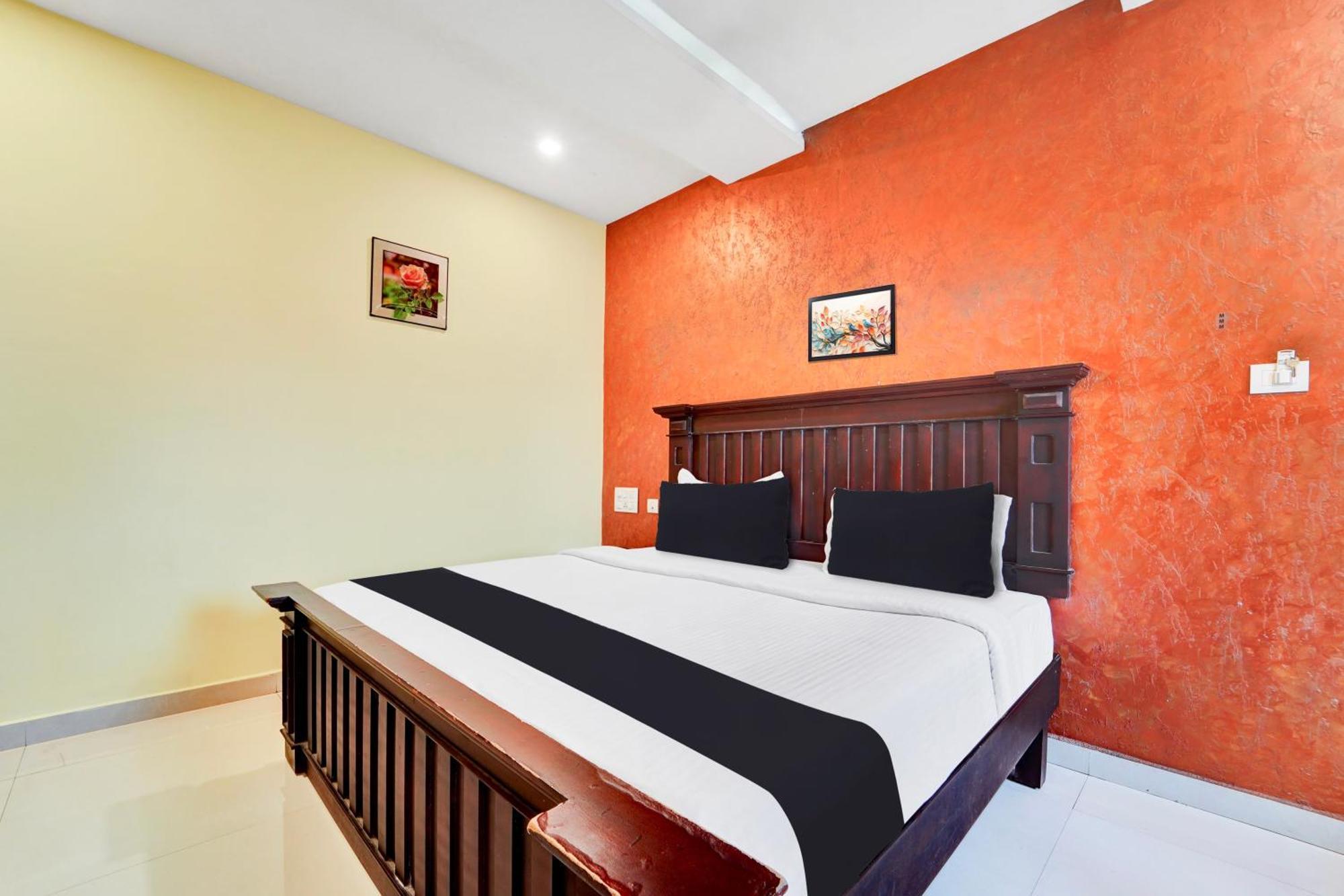 Super Townhouse Ernakulam North Hotel Kochi Exterior foto